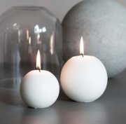 Stearin-globe-candles